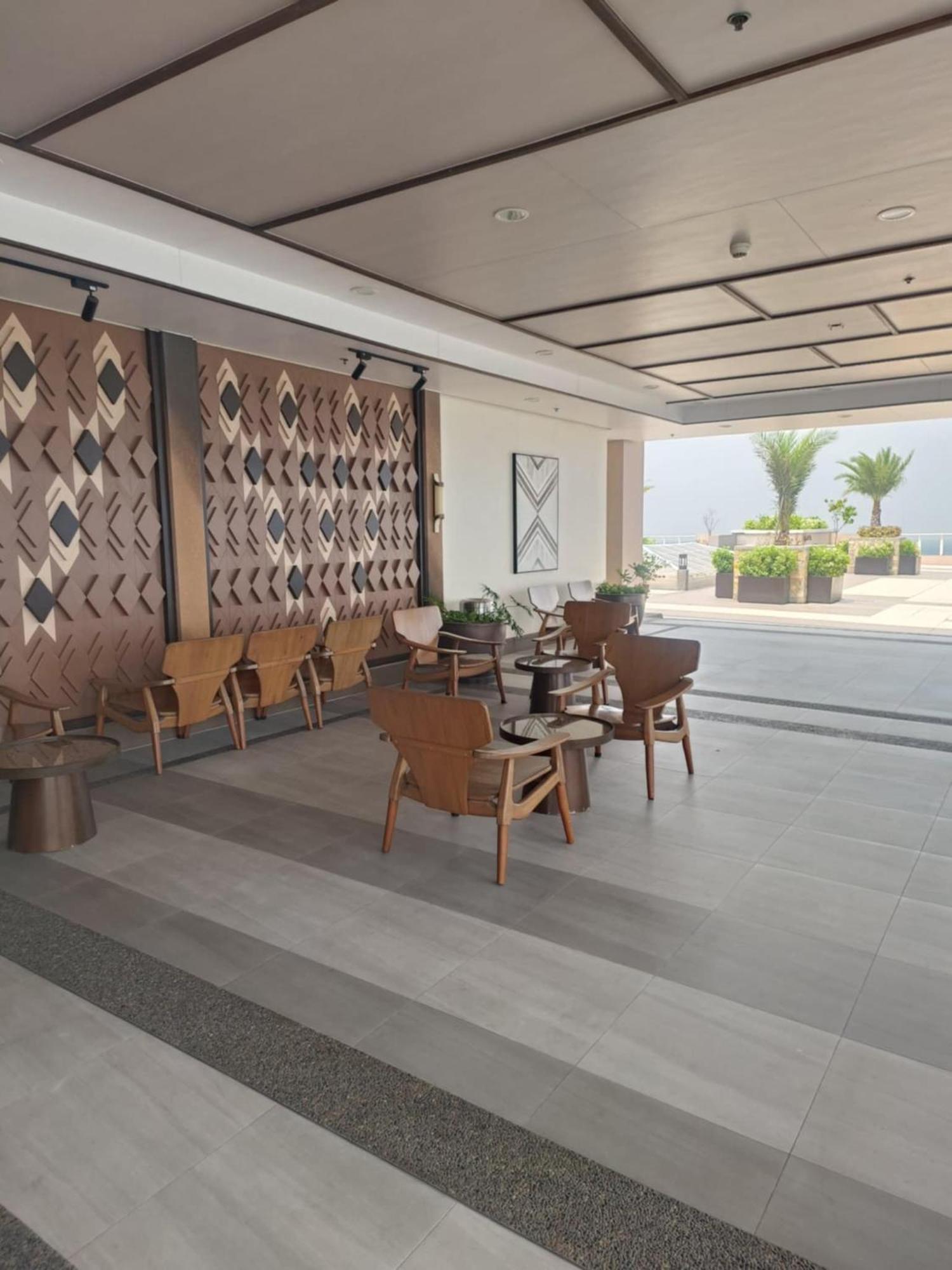 Infina Towers Lejlighedshotel Quezon City Eksteriør billede
