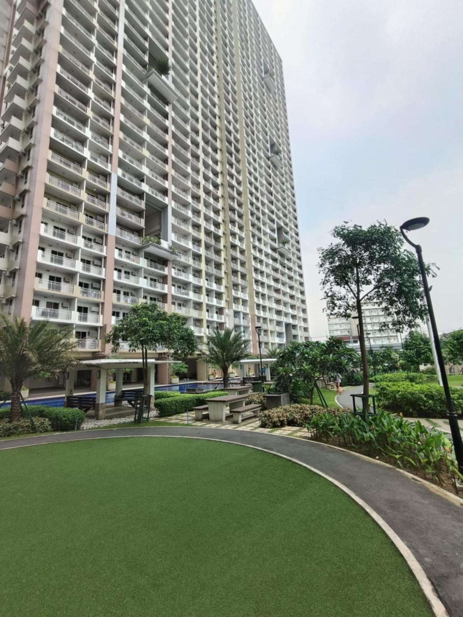 Infina Towers Lejlighedshotel Quezon City Eksteriør billede
